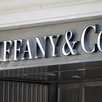 LVMH y Tiffany acuerdan leve rebaja en operación de compra y ponen fin a los litigios 