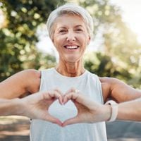 6 signos de que estás envejeciendo bien, según especialistas en longevidad