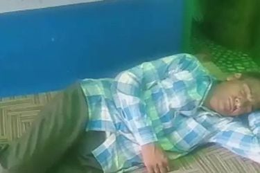 El raro trastorno de un hombre de la India: duerme siestas de hasta 25 días