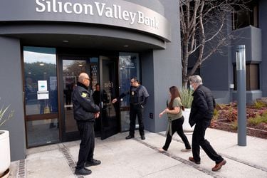 Exbanqueros apuntan a fortalezas de la banca chilena en medio de la desconfianza global
