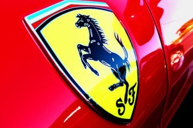 Ferrari le cierra las puertas a la conducción autónoma