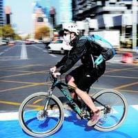 15 rutas para pedalear en Santiago durante la franja deportiva