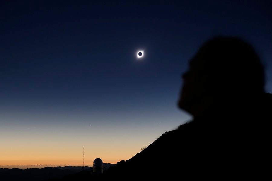 A solar eclipse is observed at Coquimbo