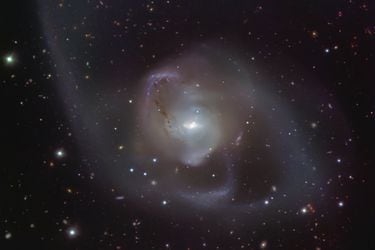 Telescopio en el norte logra impresionante imagen “de espectacular danza cósmica” de dos galaxias