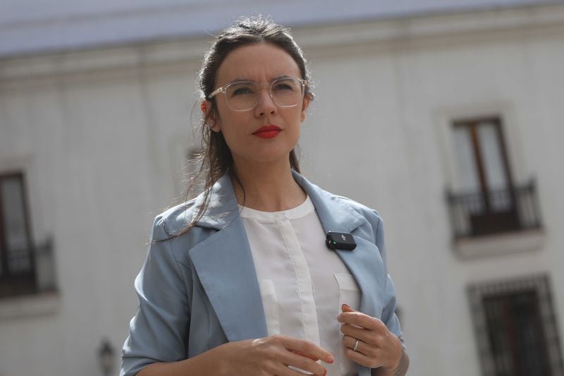 La ministra Camila Vallejo abordó las detenciones en el caso Democracia Viva durante una vocería en La Moneda.