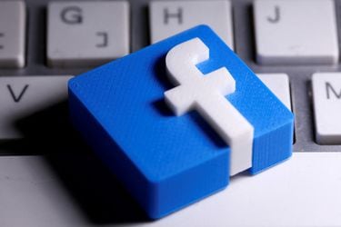 Matriz de Facebook supera estimaciones de ingresos impulsada por ventas de publicidad online