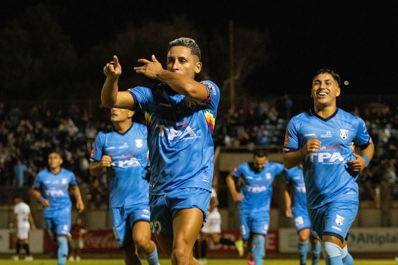 San Marcos de Arica celebra un gol en Primera B