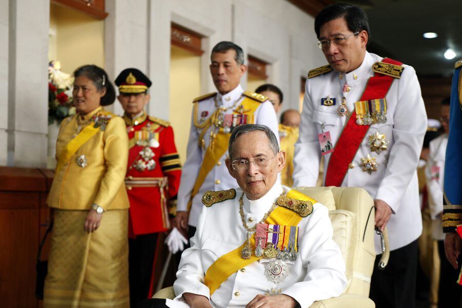 FALLECE EL REY DE TAILANDIA BHUMIBOL ADULYADEJ