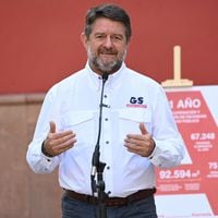 PC y Regionalistas Verdes se inscriben para competir contra Orrego en la Región Metropolitana