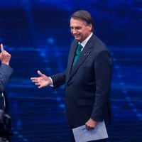Ejercicios con fonoaudiólogo y sin toques en el escenario: cómo llegan Lula y Bolsonaro a su último debate en TV