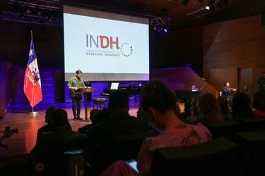 “Estas interpelaciones nos llegan”: la interrupción a Boric en presentación del informe anual del INDH