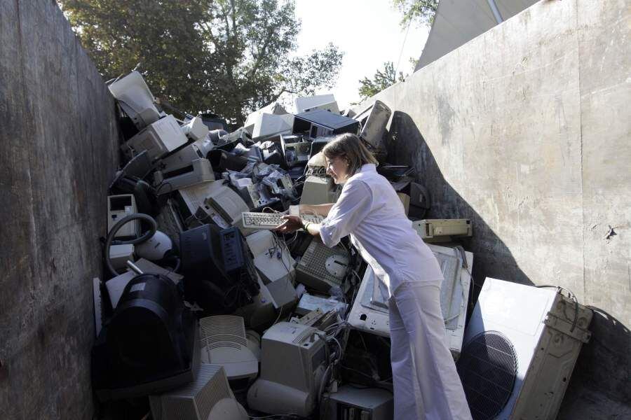 Reclicado de basura electronica