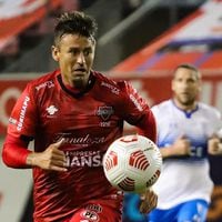 La confesión de Roberto Gutiérrez: el Pájaro revela por qué no quiso patear el penal ante la UC en la Supercopa 2021
