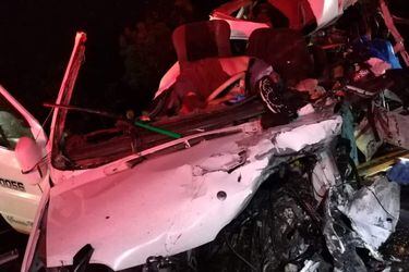 Al menos 10 muertos y varios heridos deja accidente de bus que rodó por abismo de 100 metros en Colombia