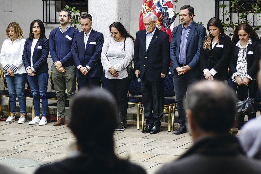 SEBASTIAN-PIÑERA-PARTICIPA-EN-ENCUENTRO-DE-ESCUCHA-ACTIVO10997