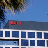 Acciones de Netflix se derrumban tras estimaciones de ingresos para el segundo trimestre