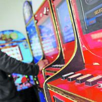 Contraloría dictamina que municipios no deben renovar la patente a casinos fuera de norma