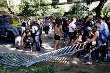 Incidentes en la Universidad San Sebastián de Providencia