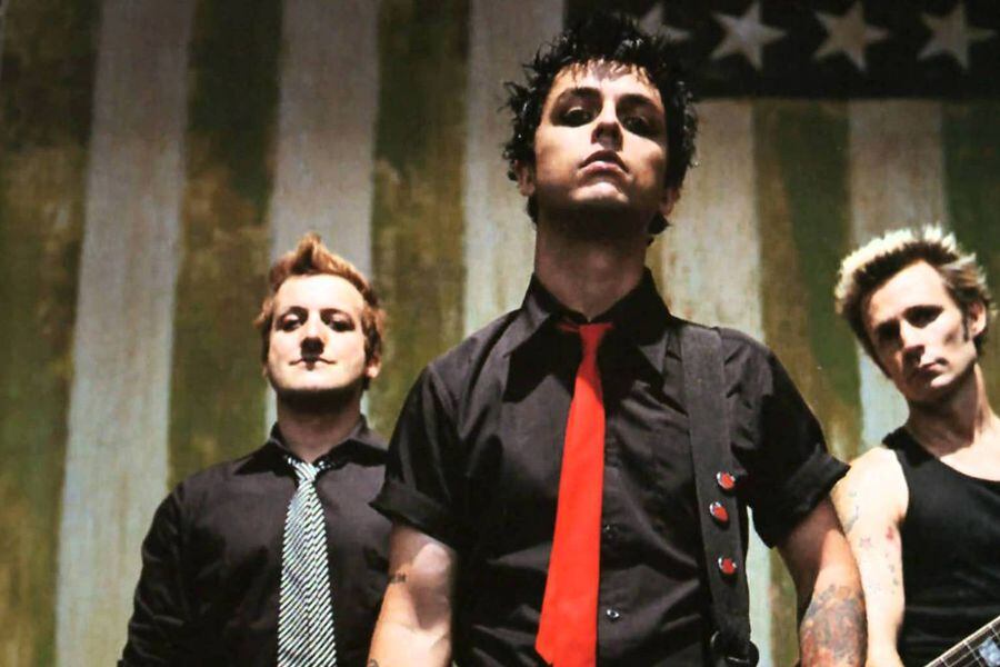 green-day-american-idiot-2