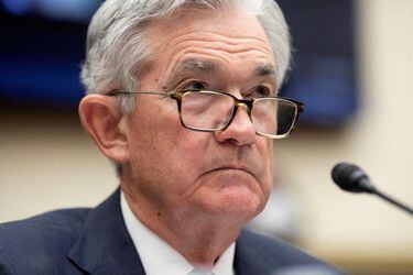 Powell asegura que la Fed no dudará en seguir subiendo las tasas de interés hasta que baje la inflación