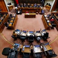 Ley corta: Senado aprueba alza de precios base y mutualización de la deuda de isapres