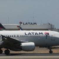Tras informe preliminar: DGAC informa que indagatoria del incidente en vuelo Latam será encabezada por Junta Investigadora de Accidentes