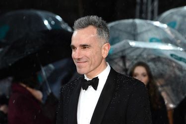daniel-day-lewis-is-the-first-man-to-win-three-best-actor-awards
