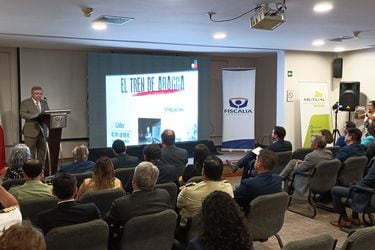 Tren de Aragua: Fiscalía de Tarapacá informa detención de 18 miembros del cartel venezolano en operativo con PDI