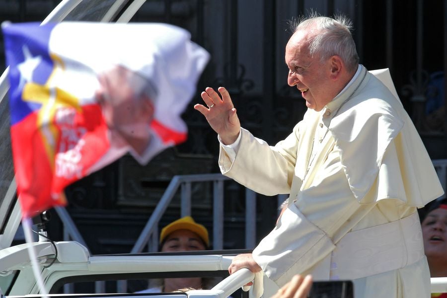 Papa Francisco llega a la Catedral