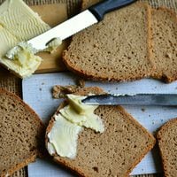 Mantequilla o margarina: ¿cuál de las dos es más saludable?