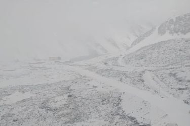 Cierre de paso fronterizo deja a chilenos varados en Mendoza producto de las nevadas