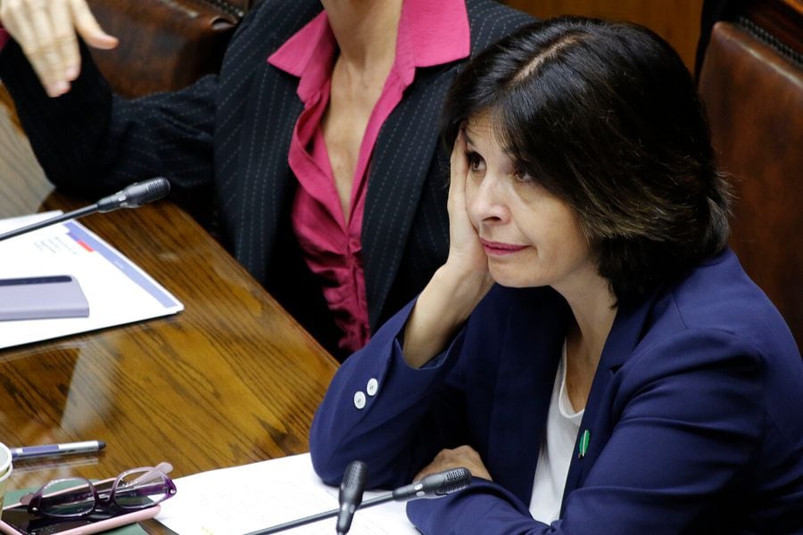 La ministra Marcela Ríos, durante la sesión de Sala del Senado en que se debatió sobre la propuesta del Presidente para nominar al nuevo fiscal nacional del Ministerio Público.