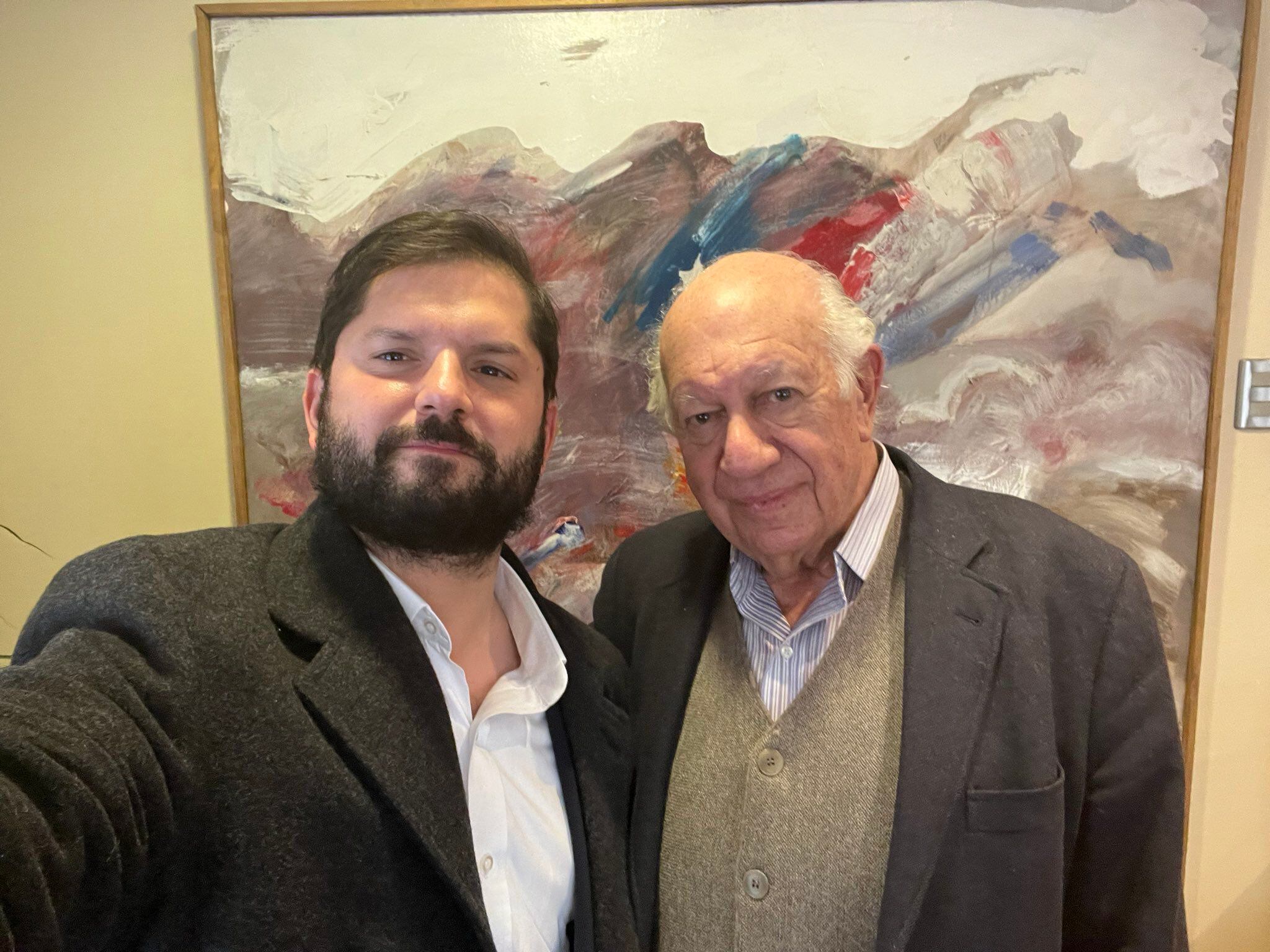 Boric tras reunirse con expresidente Ricardo Lagos: “Hace bien escuchar y aprender de quienes nos antecedieron”