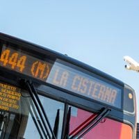 Cuál es el recorrido del servicio 444: une a La Cisterna con el aeropuerto de Santiago
