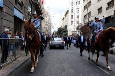 Contraloría: excomandante del Regimiento de Escolta Presidencial y jinete del Team Chile en los Panamericanos usaba instalaciones fiscales para mantener a sus caballos
