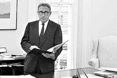 El diálogo secreto de Kissinger y el canciller de Perú sobre Bolivia