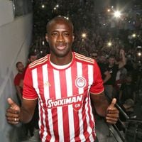 Yaya Touré se marcha del Olympiacos tras jugar apenas cinco partidos