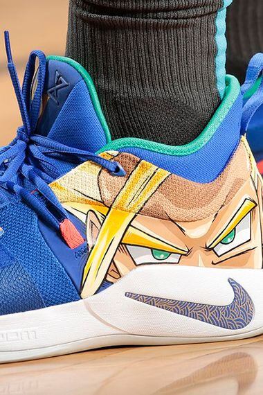 Un de la NBA salió a la con zapatillas de Gohan - La Tercera