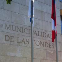 Contraloría instruye sumario a Las Condes por subcontratación en auditoría privada que descartó delitos en la compra de terreno para Cesfam