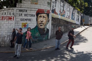 Caravana de apoyo al presidente de Venezuela en Caracas