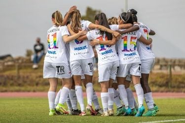Un día histórico para el fútbol femenino: entra en vigencia la ley que lo profesionaliza