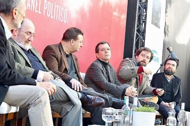 panel-politico