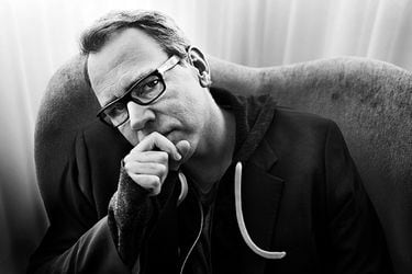 Bret Easton Ellis dispara contra los millenials: “Me irrita que tengan una obsesión constante con sentirse oprimidos, que todo conspira contra ellos”