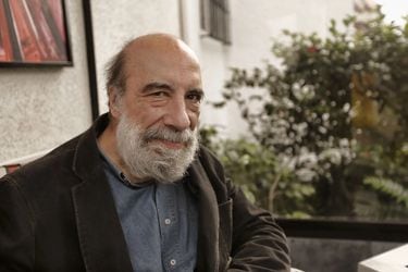 ¿Raúl Zurita al Nobel de Literatura? El poeta chileno aparece entre los favoritos para el galardón 2023