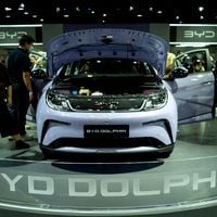 Por qué China sigue fabricando más autos de los que necesita