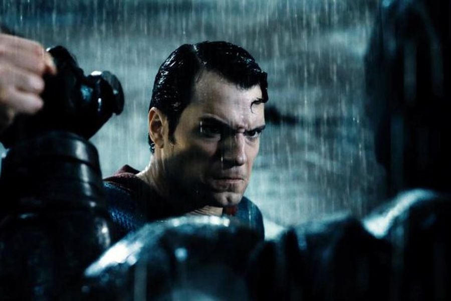 Zack Snyder siente que Warner Bros odiaba a Batman v Superman - La Tercera