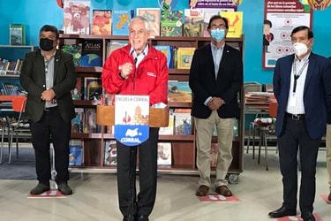 Piñera en la Región de los Ríos: “Vamos a hacer una segunda licitación” para el Puente Cau Cau