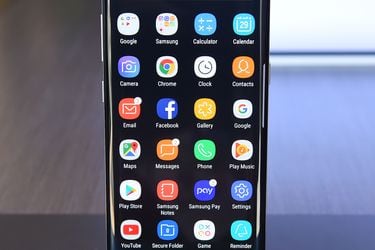 Samsung unveils new flagship smartphone