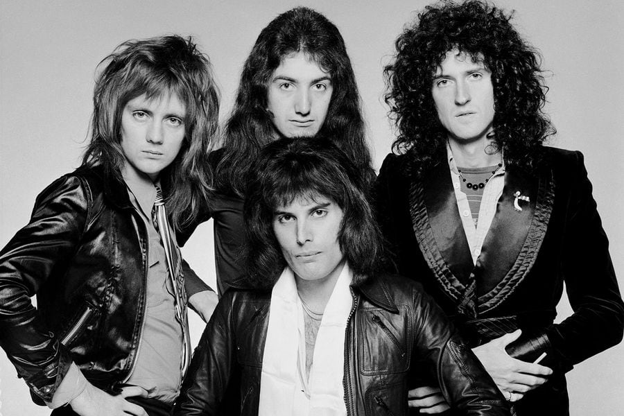 queen-portrait-circa-1975-billboard-1548