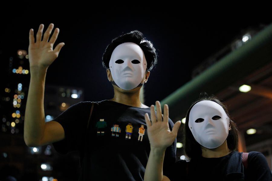 HONG KONG MASCARAS WEB 1